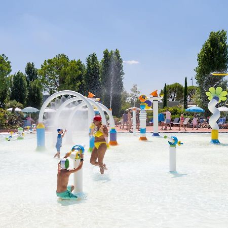 Holiday Home Garda Suite Deluxe By Interhome Rivoltella del Garda Bagian luar foto