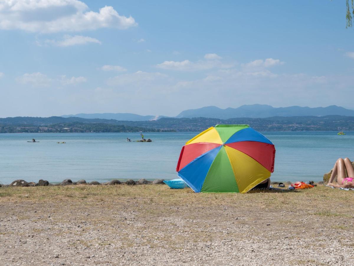 Holiday Home Garda Suite Deluxe By Interhome Rivoltella del Garda Bagian luar foto