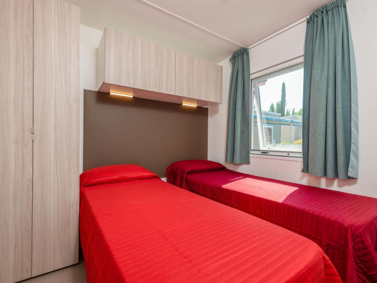 Holiday Home Garda Suite Deluxe By Interhome Rivoltella del Garda Bagian luar foto