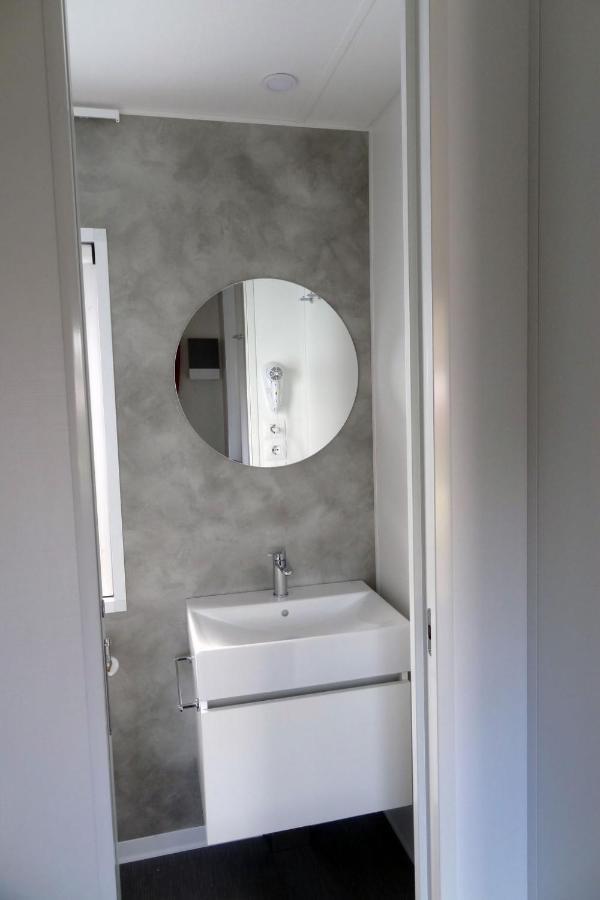 Holiday Home Garda Suite Deluxe By Interhome Rivoltella del Garda Bagian luar foto